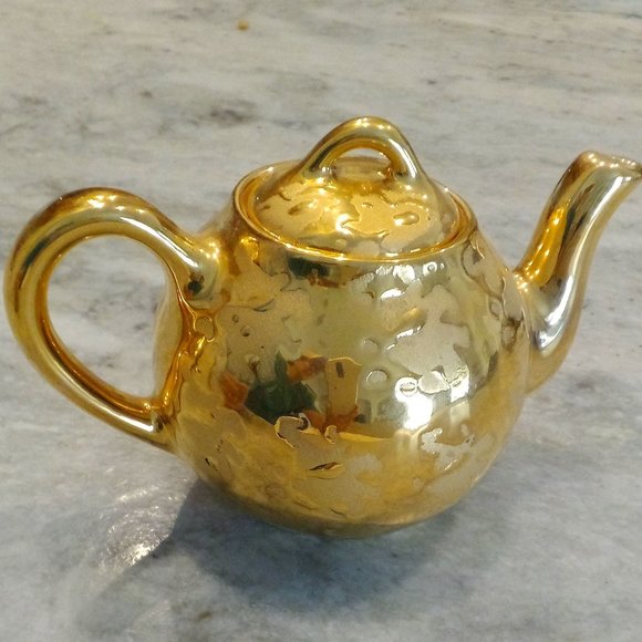 Vintage Holley Ross 22 k Gold Small Tea Pot Excellent Condition - Picture 1 of 6